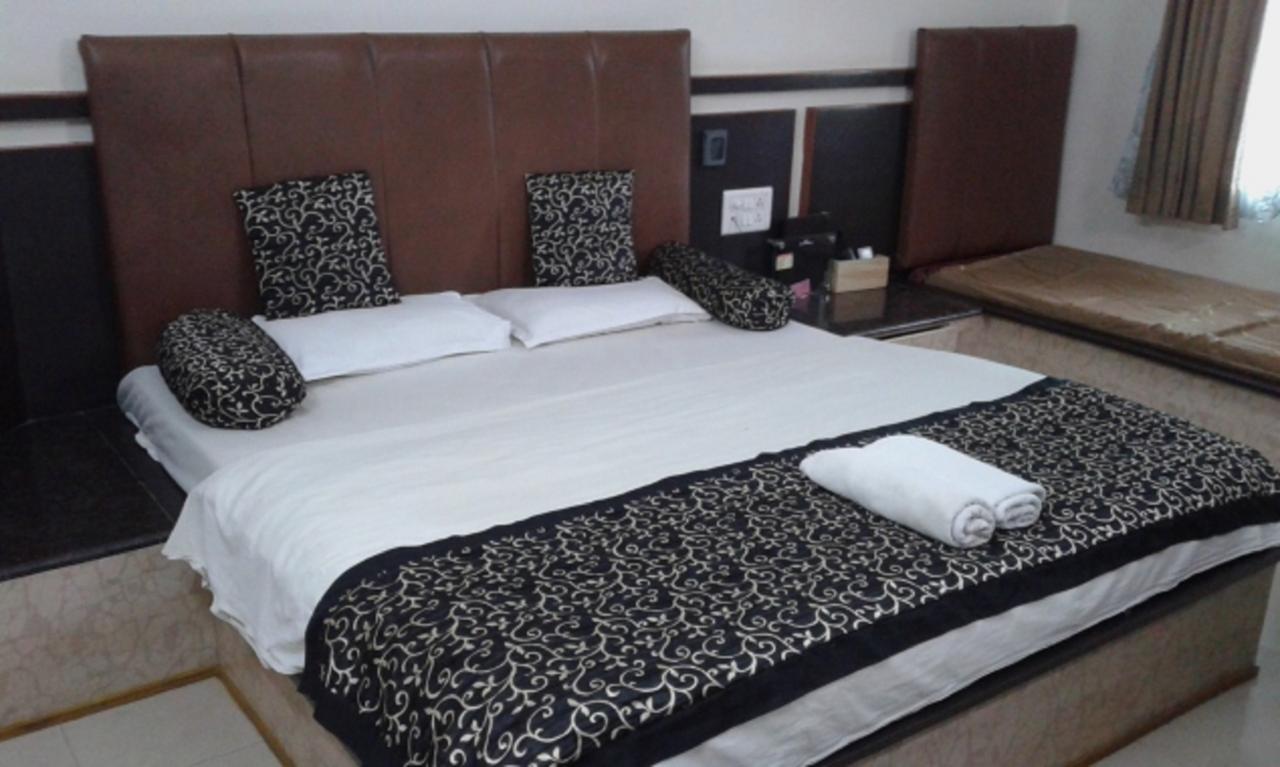 Savshanti Lake Resort Saputara Luaran gambar