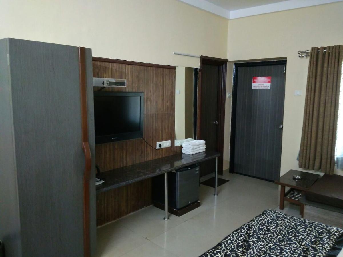 Savshanti Lake Resort Saputara Luaran gambar